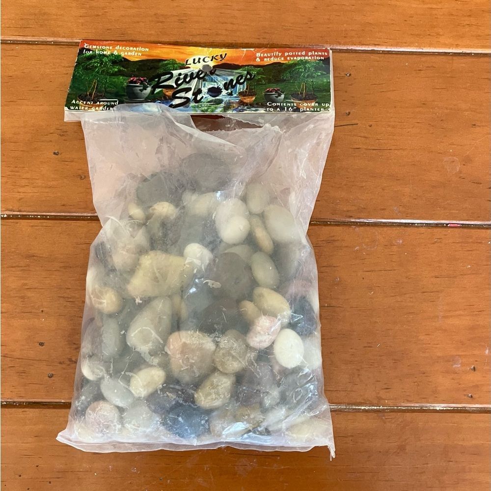 Lucky Brand River Stones Gemstone Decoration For Home and Garden